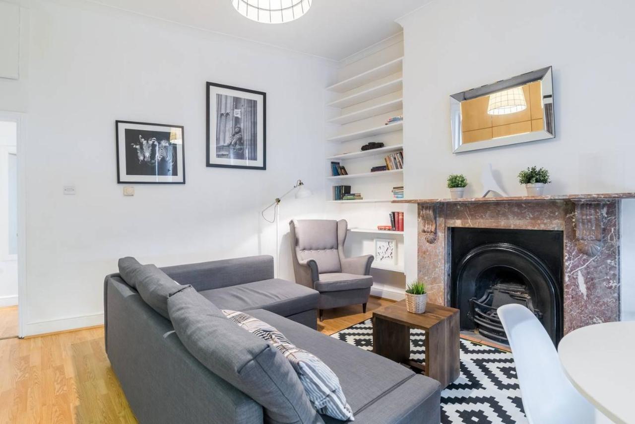 2Br Spacious Flat In West Kensington Fits 6! London Eksteriør billede